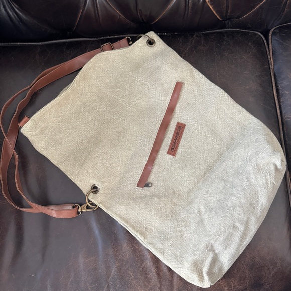 Vintage Addiction Handbags - Vintage Addiction foldover crossbody Ash Grey & Jute messenger bag Leather Trim